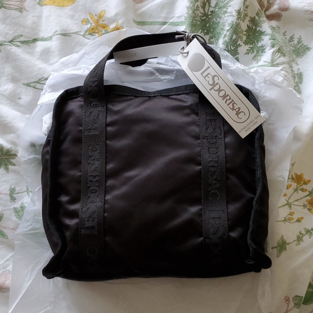 UO LeSportsac Gabrielle small crossbody bag